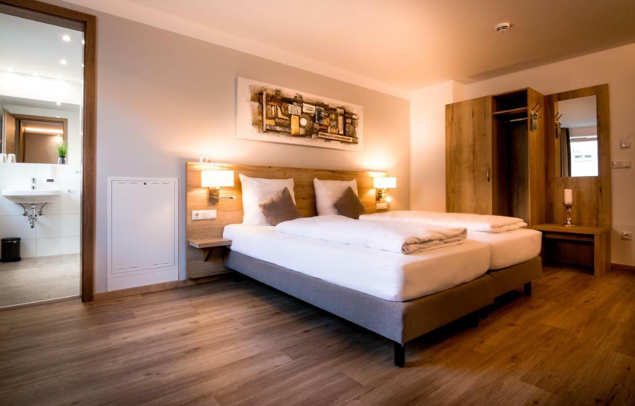 Hotel Am Kumpfmuehler Kastell Regensburg Kültér fotó